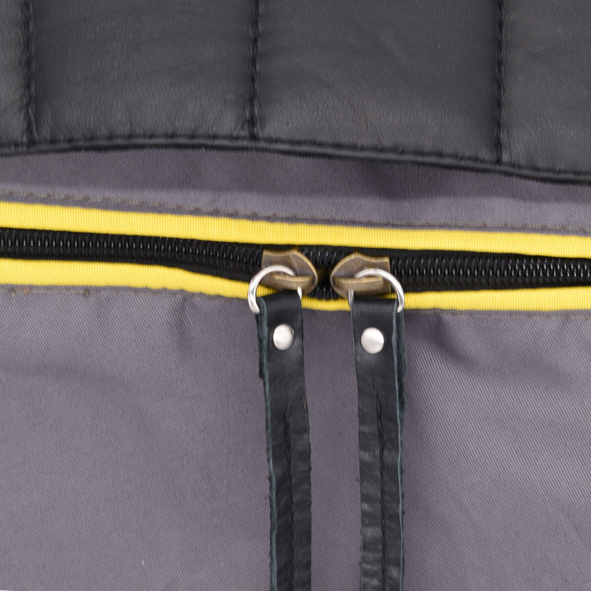 SMUGGLER IRENE | BLACK & GREY | CROSSBODY BAG